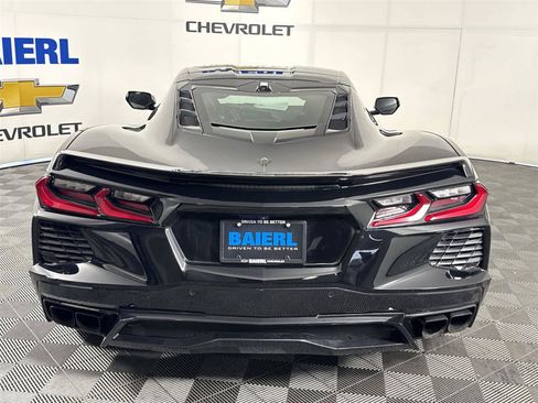 Used 2023 Chevrolet Corvette Stingray Preferred Cpe w/ Z51 Performance Package RWD image 4