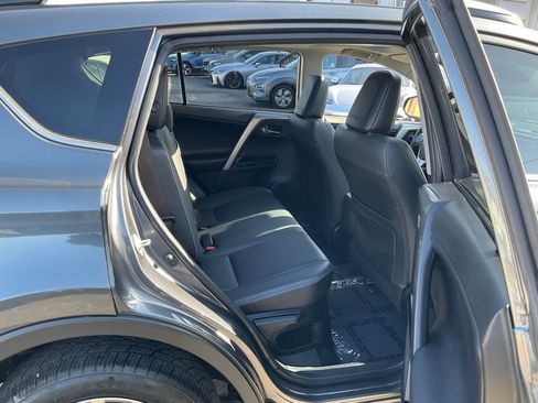Used 2018 Toyota RAV4 Limited w/ Carpet Mat Package AWD/4WD image 49