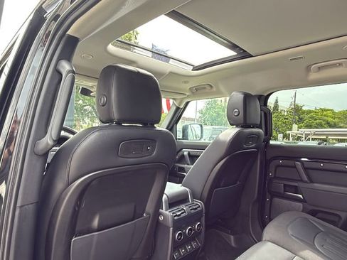 Used 2020 Land Rover Defender 110 S AWD/4WD image 25