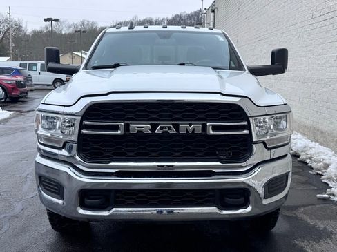 Used 2022 RAM 3500 Tradesman image 3
