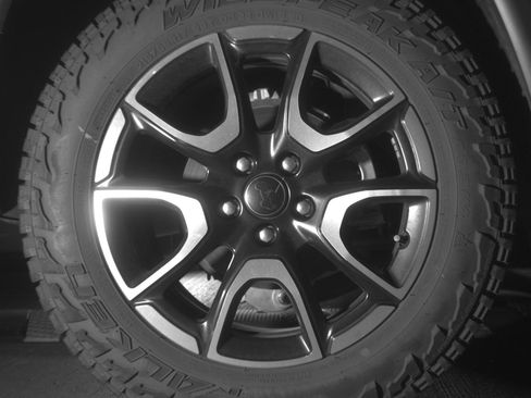 Used 2025 Jeep Compass Trailhawk AWD/4WD image 18