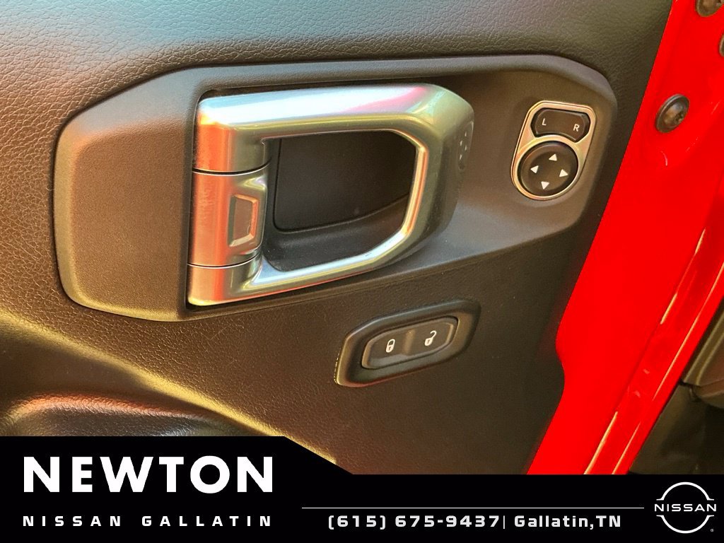 Used 2024 Jeep Wrangler Unlimited AWD/4WD image 41