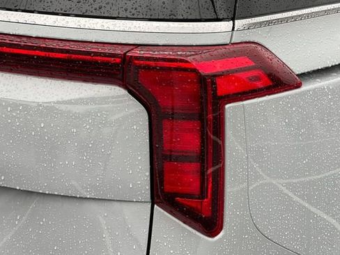 New 2026 Kia Carnival SX image 34