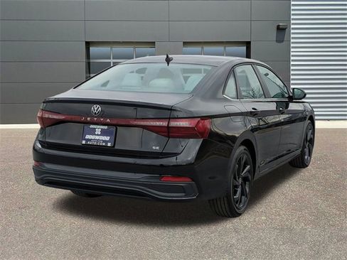 New 2026 Volkswagen Jetta SE image 7