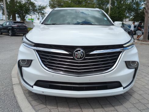 Used 2022 Buick Enclave Premium AWD/4WD image 10