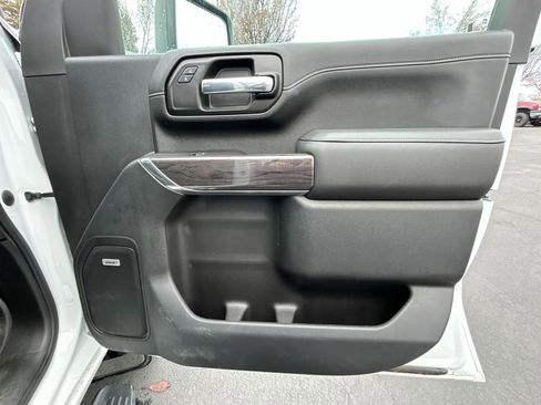 Used 2020 Chevrolet Silverado 2500 LTZ image 29