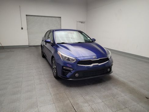 Used 2020 Kia Forte LXS FWD image 14
