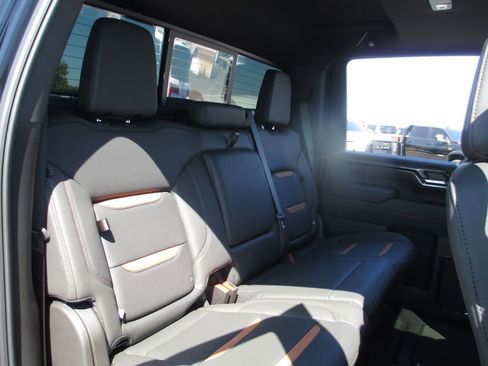 Certified 2026 GMC Sierra 2500 AT4 w/ AT4 Premium Plus Package AWD/4WD image 26