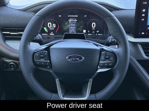 Used 2025 Ford Explorer ST-Line image 14