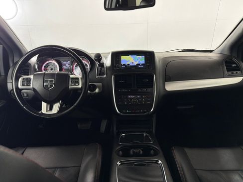 Used 2019 Dodge Grand Caravan GT image 27