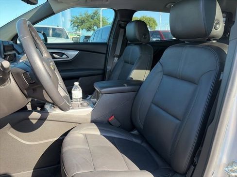 Used 2021 Chevrolet Blazer LT w/ Sound & Technology Package FWD image 11