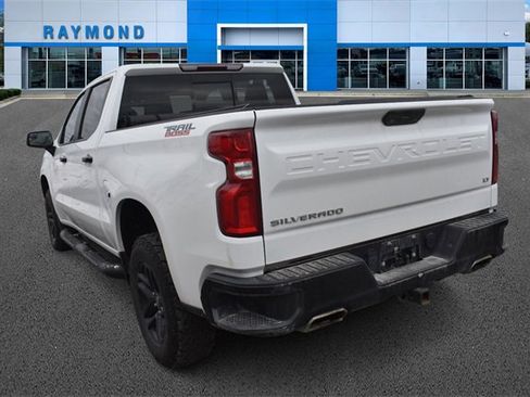 Used 2021 Chevrolet Silverado 1500 LT Trail Boss w/ Convenience Package II image 5