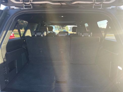 Used 2021 Ford Expedition Max Limited image 5