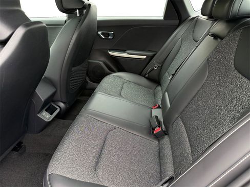 New 2025 Kia K4 GT-Line w/ GT-Line Sunroof Package image 15