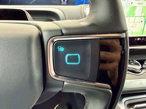 Used 2025 Ford Expedition Tremor image 31