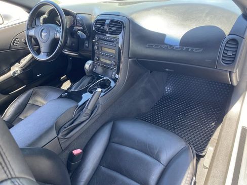 Used 2008 Chevrolet Corvette Convertible w/ Preferred Equipment Group RWD image 15