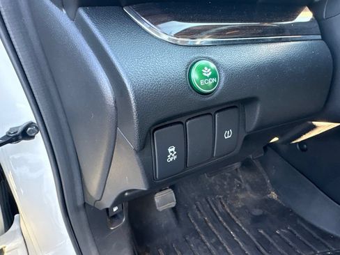 Used 2016 Honda CR-V EX-L image 16