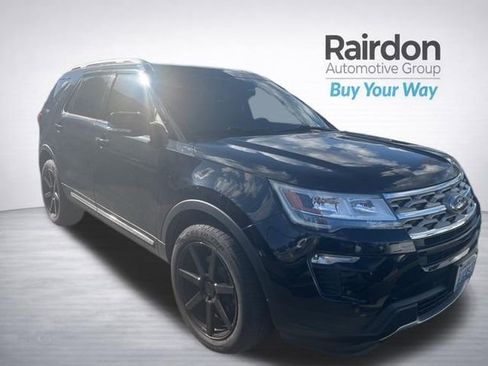 Used 2018 Ford Explorer XLT w/ Equipment Group 202A image 1