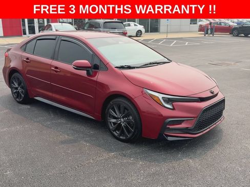 Used 2023 Toyota Corolla SE w/ Carpet Mat Package (TMS) FWD image 2