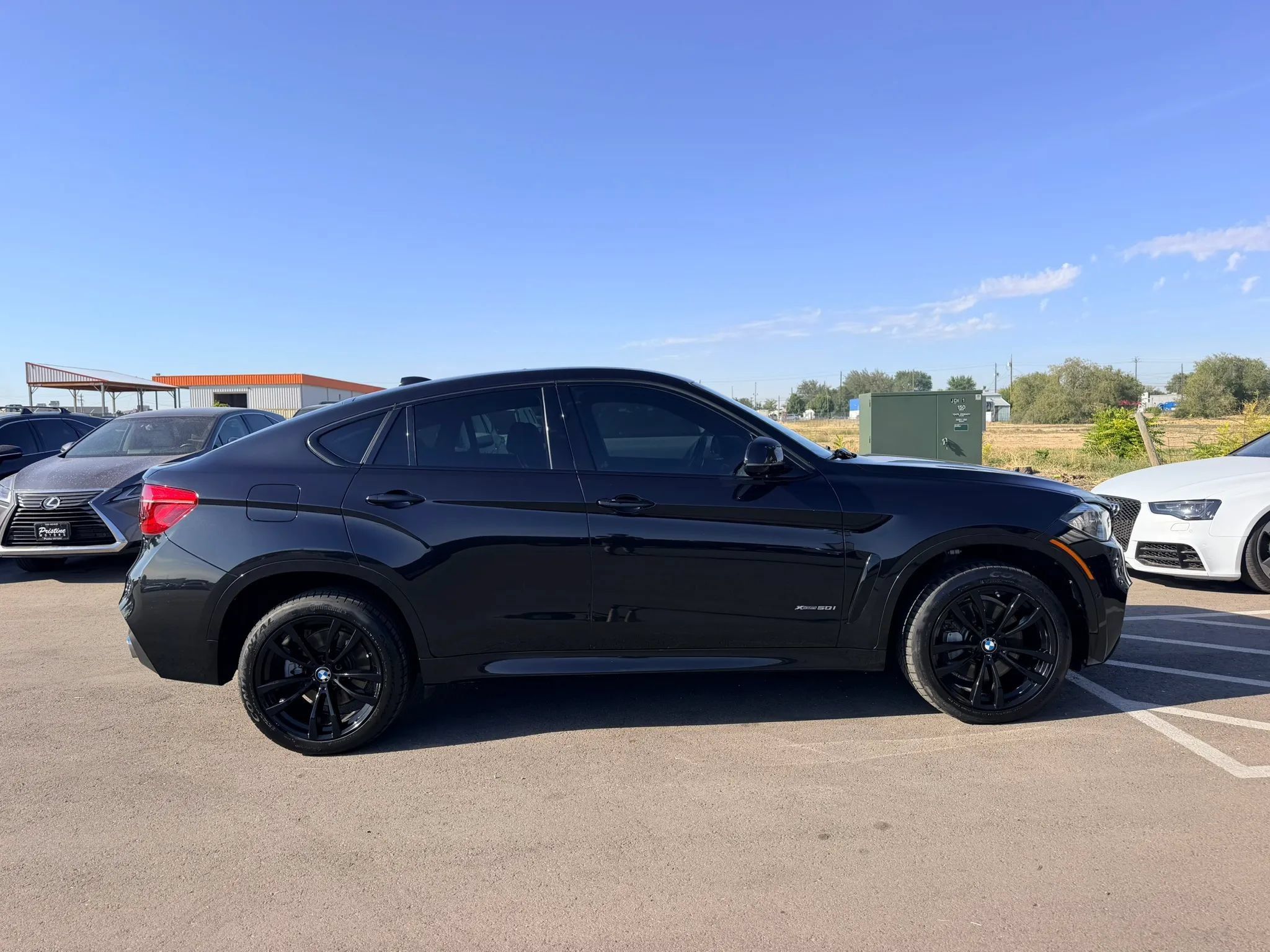 Used 2018 BMW X6 xDrive50i AWD/4WD image 7