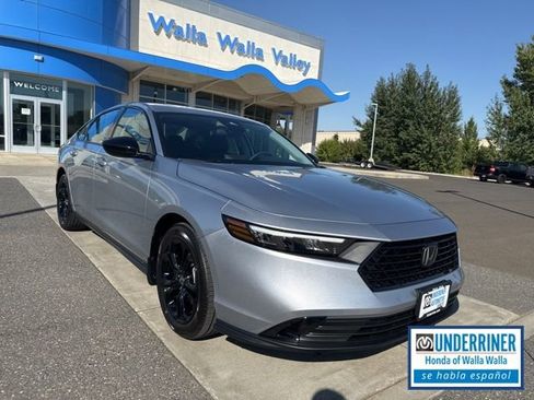 New 2025 Honda Accord SE image 1
