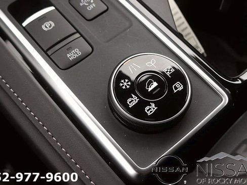 New 2026 Nissan Pathfinder SV AWD/4WD image 23