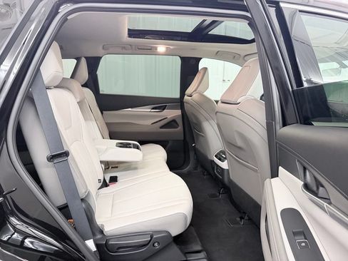 Certified 2026 INFINITI QX60 Pure w/ Cargo Package AWD/4WD image 41