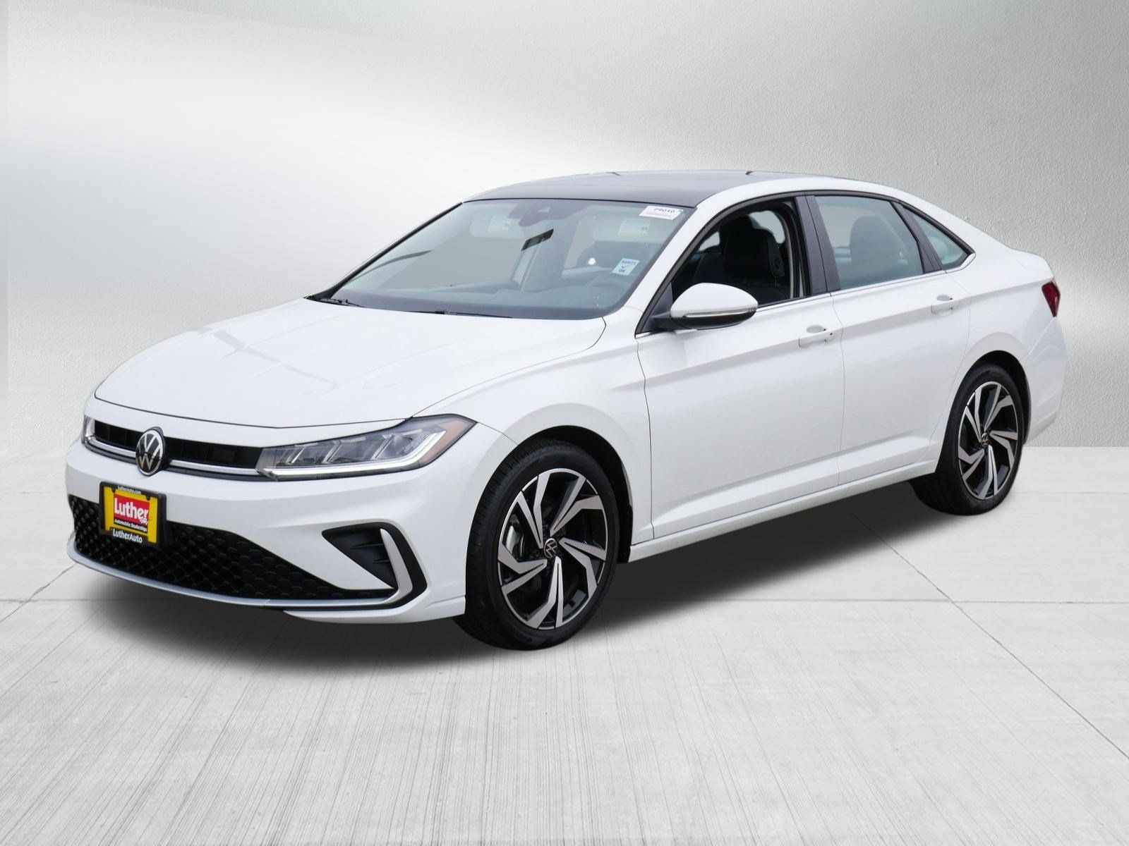 Certified 2026 Volkswagen Jetta SEL FWD image 3