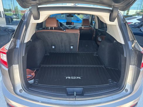 Used 2023 Acura RDX FWD w/ Technology Package image 9