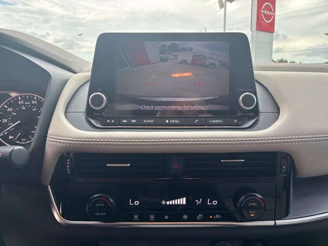 Used 2023 Nissan Rogue SV FWD image 26