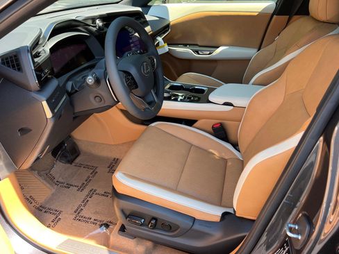 New 2026 Lexus RZ 350e 2WD image 9