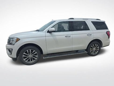 Used 2018 Ford Expedition Limited w/ Equipment Group 301A AWD/4WD image 3