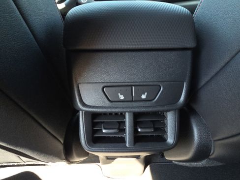 New 2026 Chevrolet Equinox RS w/ Convenience Package III FWD image 30
