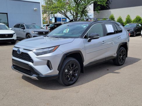 Used 2024 Toyota RAV4 XSE w/ Weather Package AWD/4WD image 2