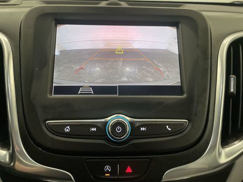 Used 2022 Chevrolet Equinox LT FWD image 8