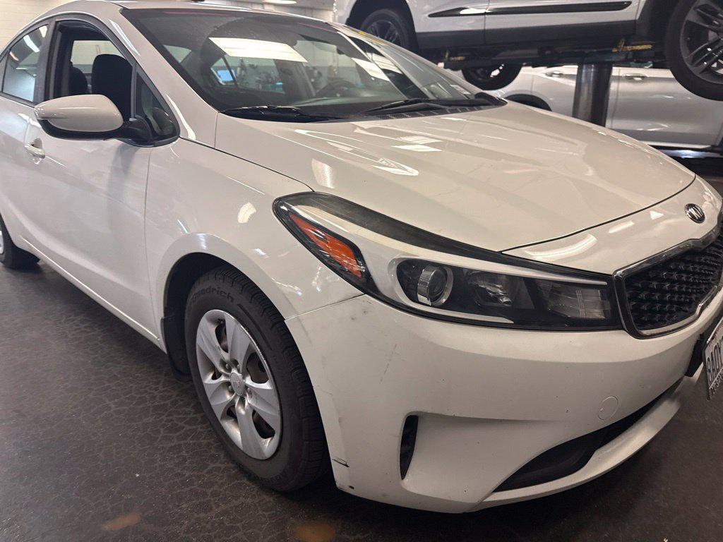 Used 2018 Kia Forte LX FWD image 4