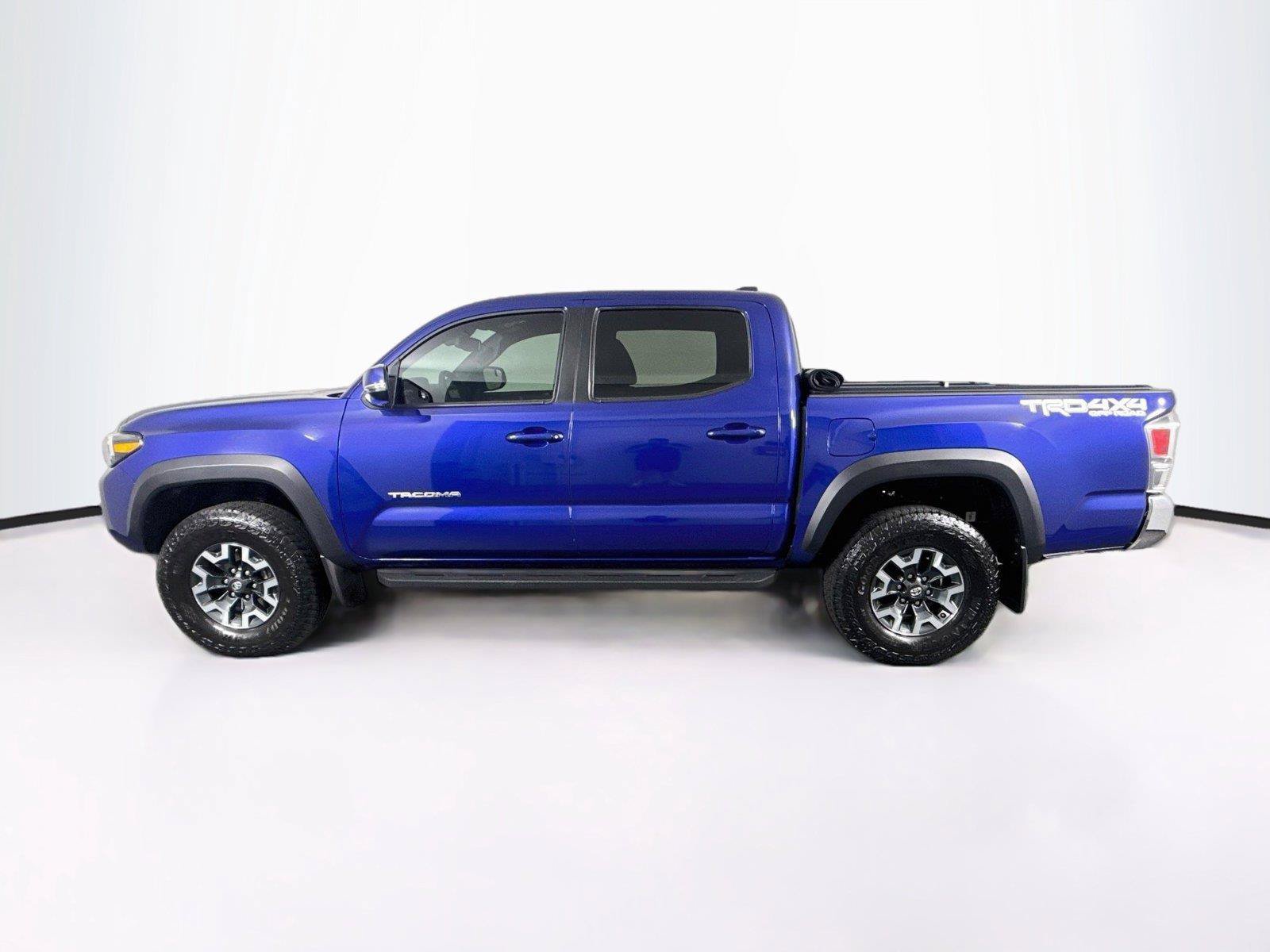 Certified 2023 Toyota Tacoma TRD Off-Road AWD/4WD image 12