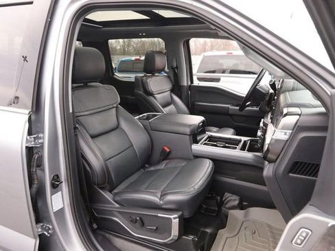 Certified 2024 Ford F350 Lariat w/ Lariat Ultimate Package image 27