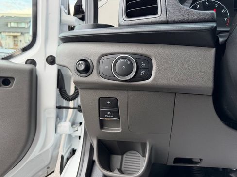 Used 2025 Ford Transit 250 Low Roof w/ Exterior Upgrade Package RWD image 19