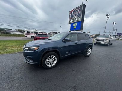 Used 2020 Jeep Cherokee Latitude w/ Cold Weather Group