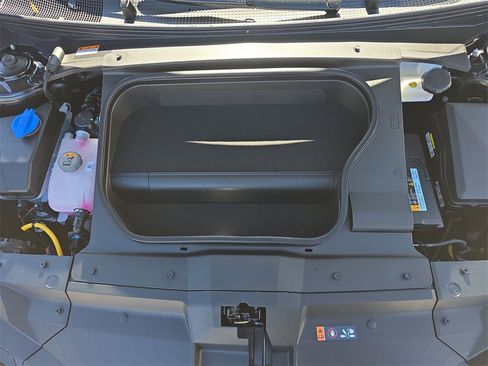 New 2025 Hyundai Ioniq 6 SE image 31