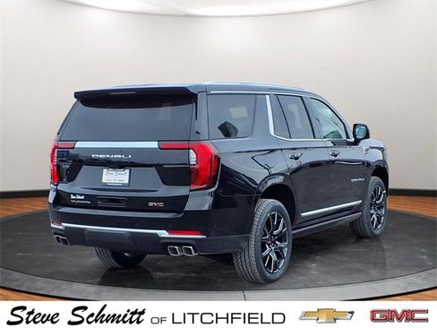 New 2026 GMC Yukon Denali w/ Denali Reserve Package image 2