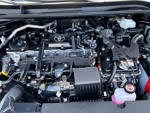 Used 2025 Toyota Corolla LE FWD image 10