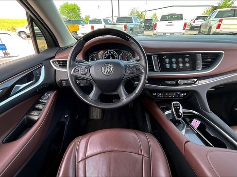 Used 2018 Buick Enclave Avenir w/ Avenir Technology Package FWD image 5