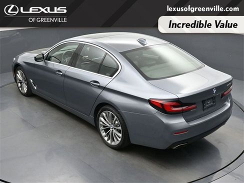 Used 2021 BMW 530i image 22