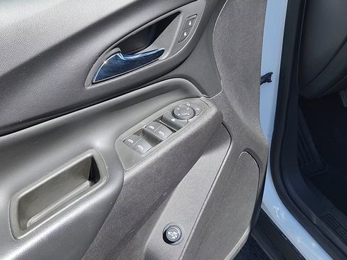 Used 2024 Chevrolet Equinox LT AWD/4WD image 7