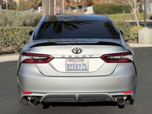Used 2022 Toyota Camry XSE image 14