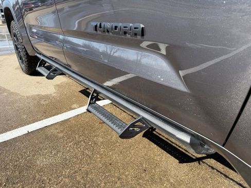 Used 2022 Toyota Tundra SR5 image 10