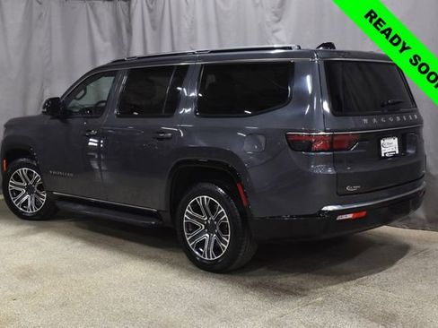 Certified 2024 Jeep Wagoneer Series II w/ Flexible Seating Group AWD/4WD image 7