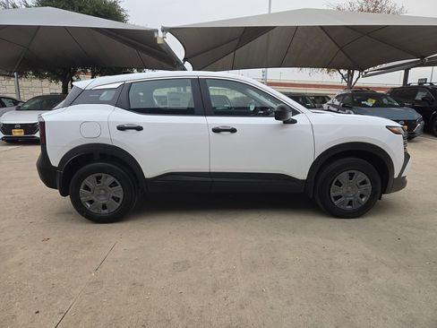 New 2026 Nissan Kicks S image 2